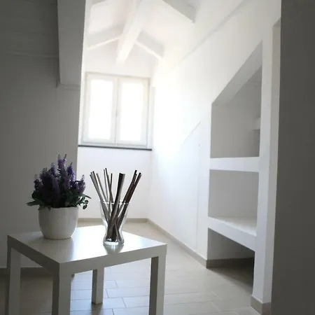 Apartment Rosy House - Hospitality
